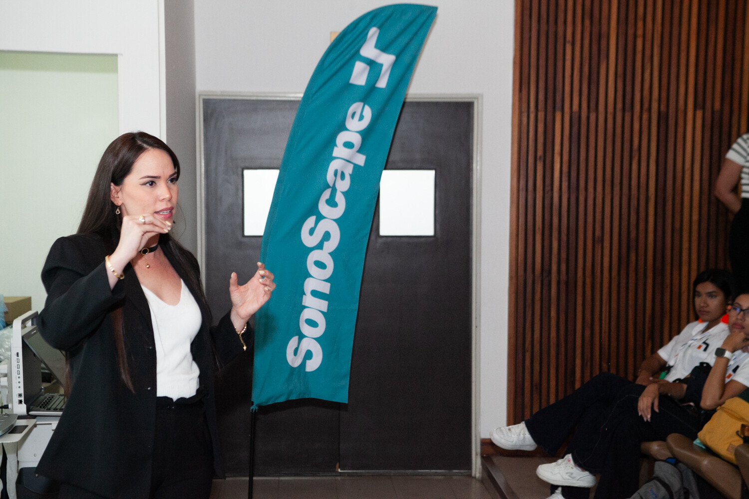 DTA - Dra Jenire Leal - Cardiólogo - Traumatólogo – Cirujano de Hombro y Rodilla - DoctorTAP