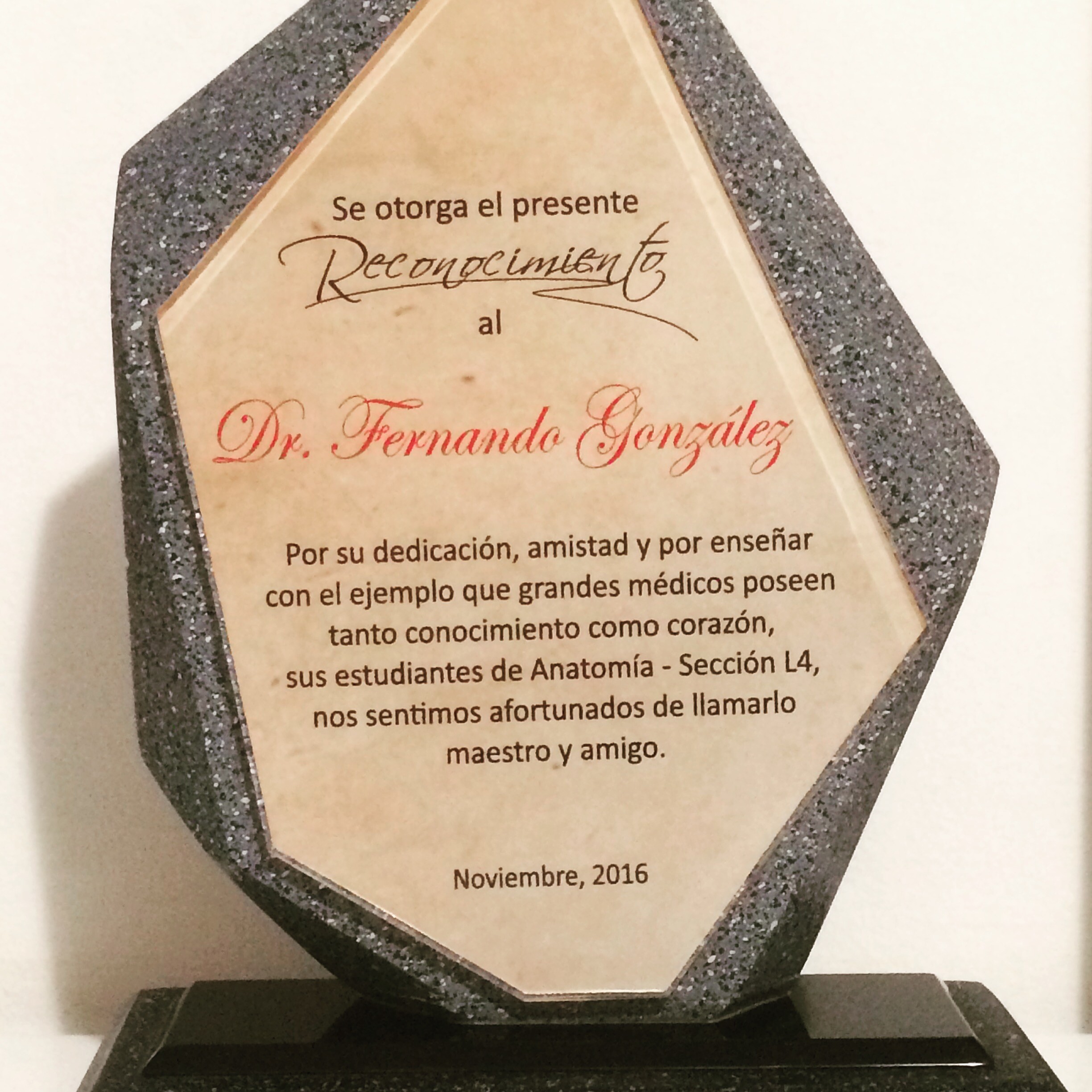 DTA - Foto - Dr. Fernando Gonzalez Mundarain - Traumatologo - Cirujano de la mano