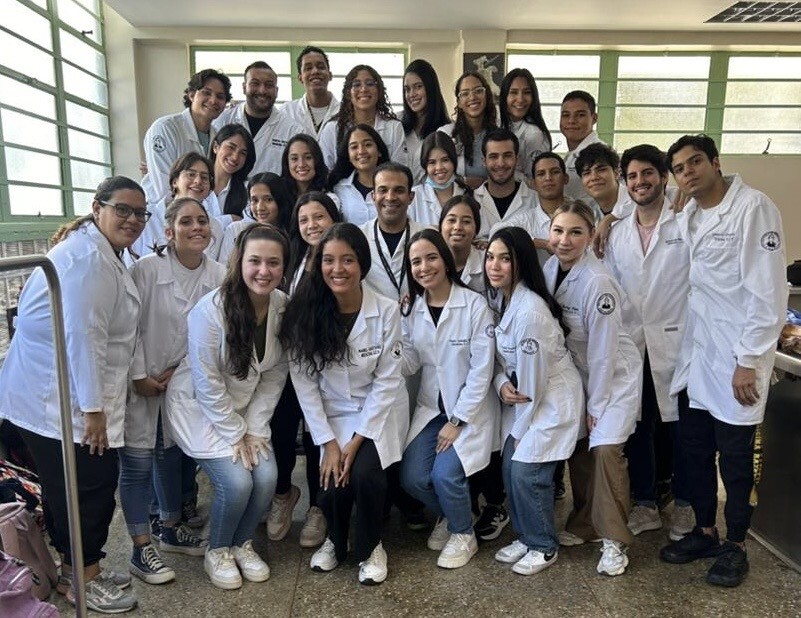 DTA - Foto - Dr. Fernando Gonzalez Mundarain - Traumatologo - Cirujano de la mano