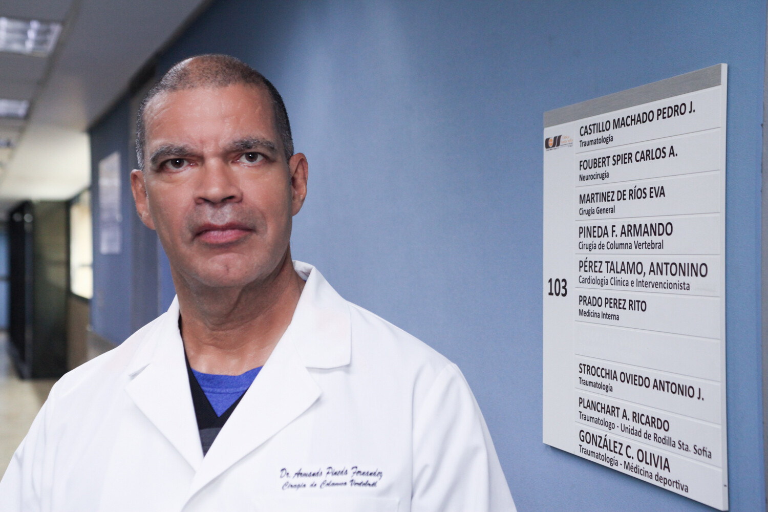 Drive Tech Advisors - Foto - Dr. Armando Pineda - Cirujano Ortopedico - Cirugia de Columna