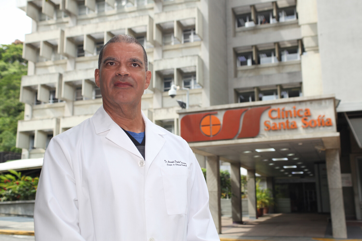 Drive Tech Advisors - Foto - Dr. Armando Pineda - Cirujano Ortopedico - Cirugia de Columna